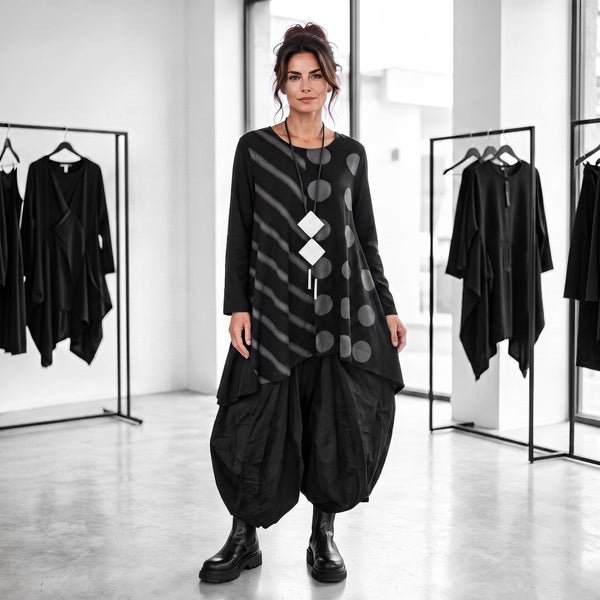 Sweatshirt - Oberteil "stripes & dots" in großzügiger A-Linie - verschiedene Farben